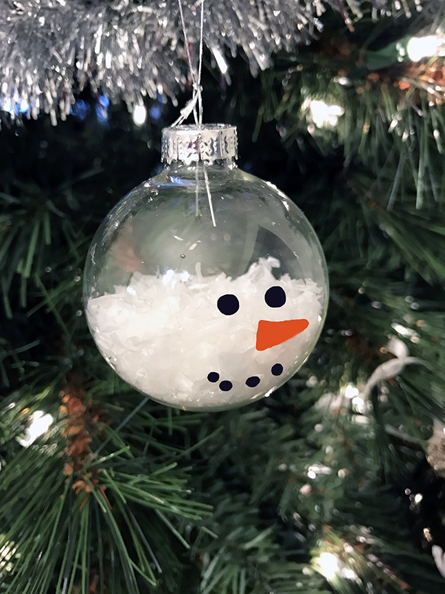 Easiest Ever Snowman Christmas Ornament - Grandma Ideas