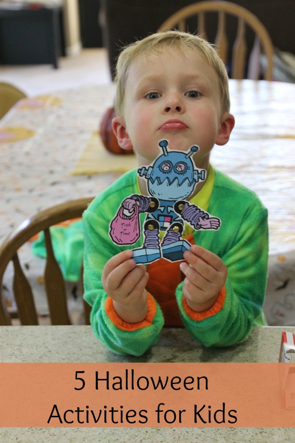 Here are 5 easy Halloween crafts and activities to do with your kids.