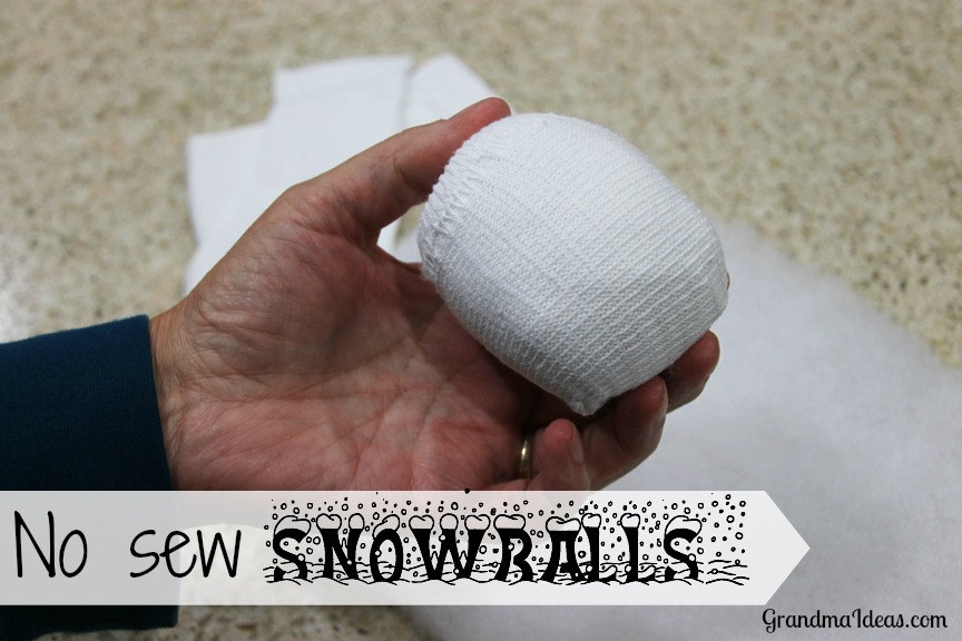 No Sew Snowballs - Grandma Ideas