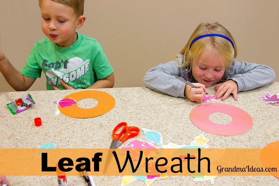 Make this leaf wreath with grandkids.